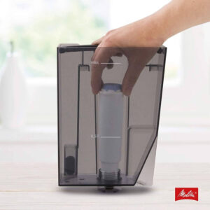 Melitta Avanza F270 – 100 Kaffeevollautomat mit integriertem Milchsystem (abnehmbaren XL Wassertank und